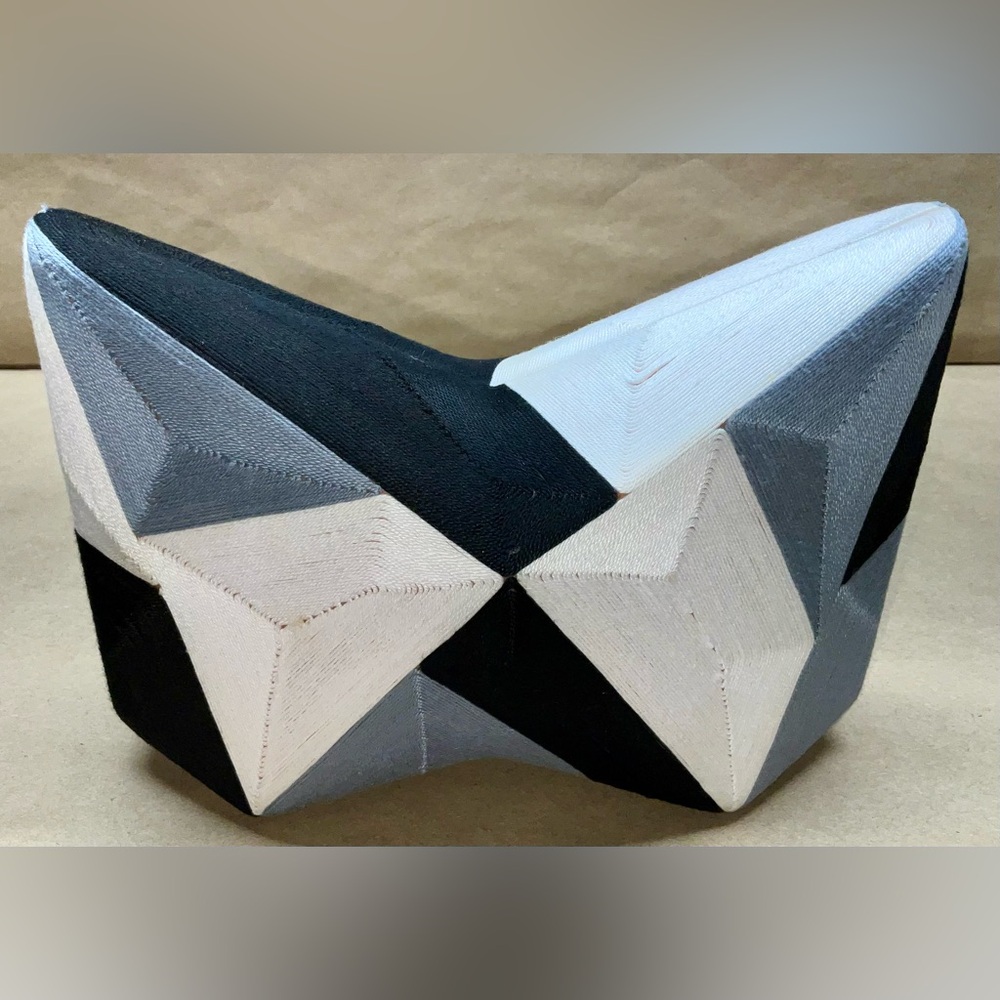 Beatriz / Costa Del Sol - Star Clutch Bag - sustainable/ethical - handcrafted - Picture 15 of 16